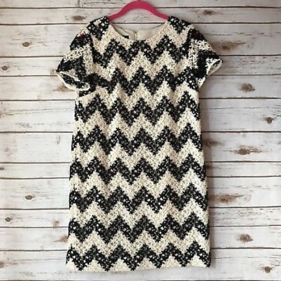 Talbot’s Women’s Black White Floral Lace Crochet Chevron Sheath Dress Career 8 - Picture 2 of 12